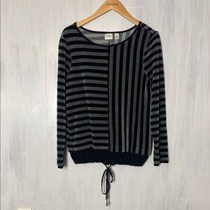 Chico’s Women’s‎ Zenergy Velour Stripe Top Black Gray Chico's Size 1 (Medium)